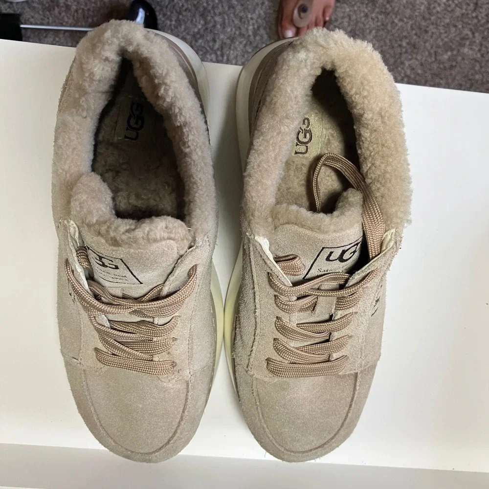 UGG step into